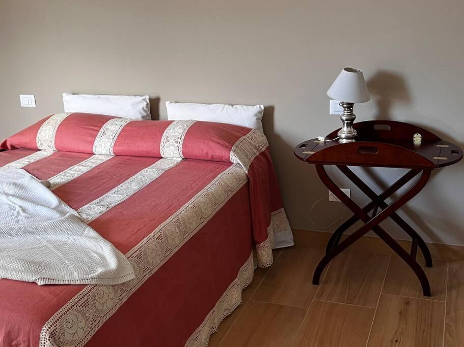 Adelaide Al Borgo. Apartment Castelnuovo Di Porto Bagian luar foto
