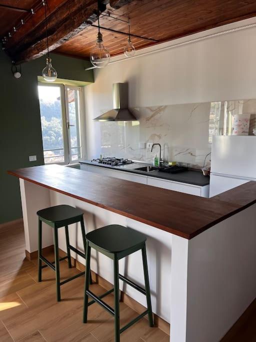 Adelaide Al Borgo. Apartment Castelnuovo Di Porto Bagian luar foto