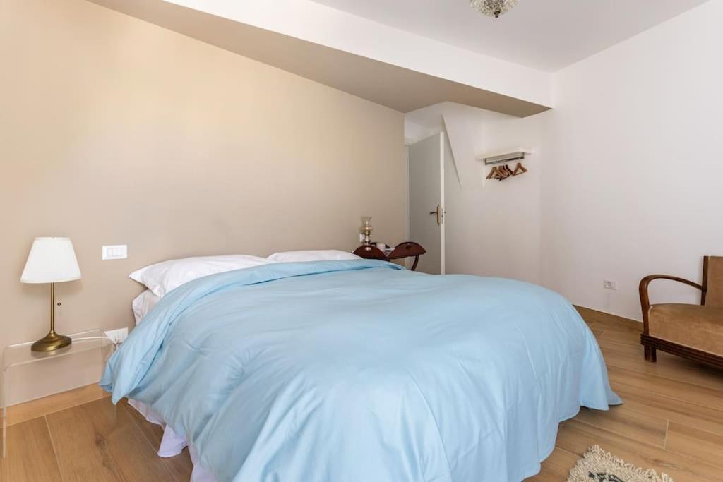 Adelaide Al Borgo. Apartment Castelnuovo Di Porto Bagian luar foto