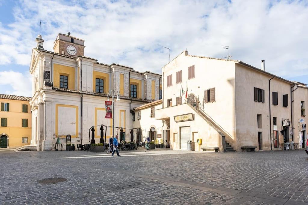 Adelaide Al Borgo. Apartment Castelnuovo Di Porto Bagian luar foto